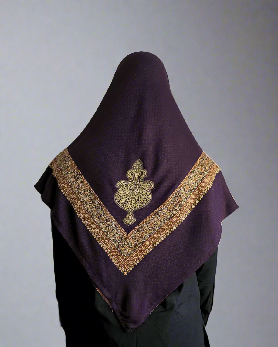 Arabian Garnet | Burgundy