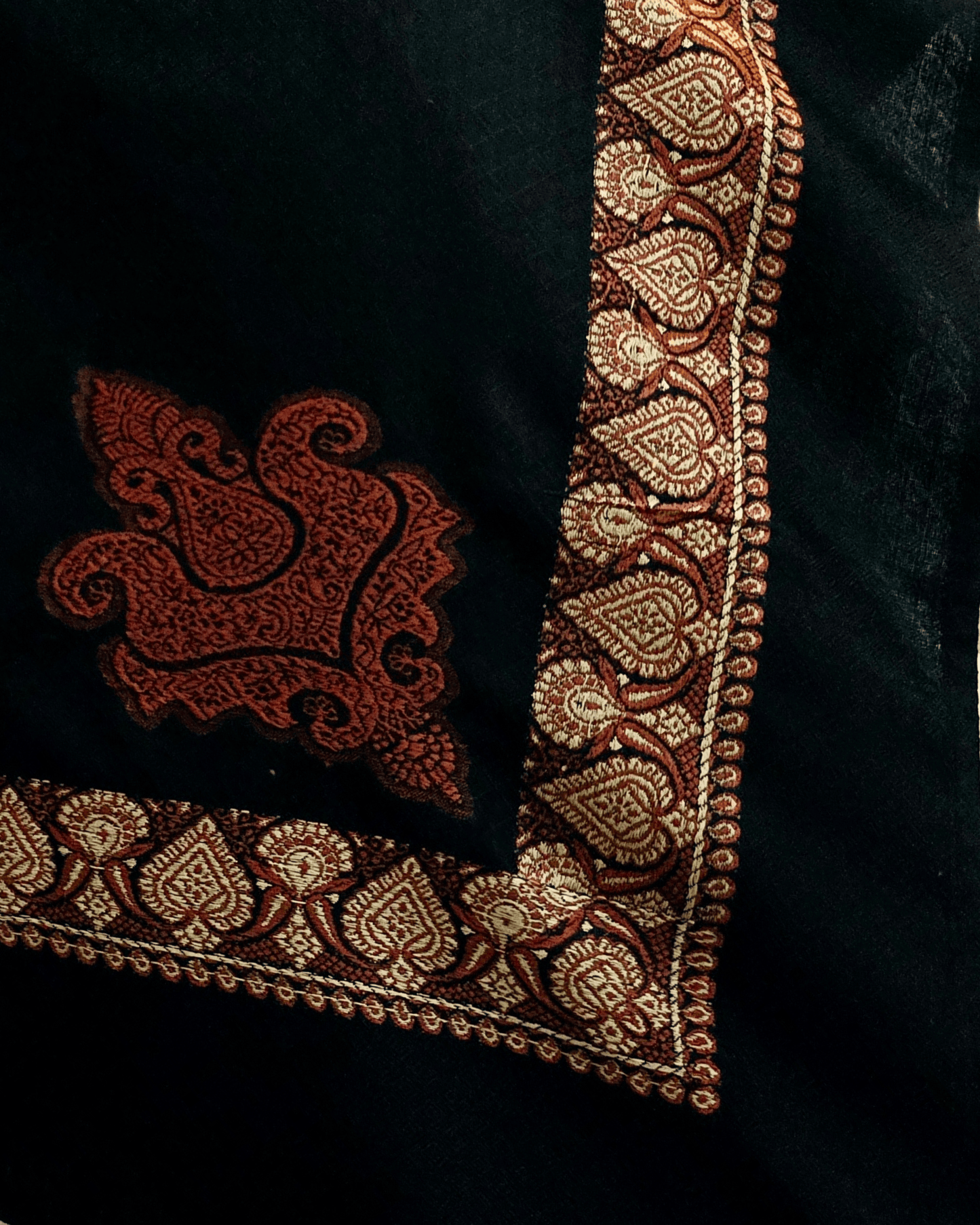 Black Yemeni Shemagh with Red & Gold Embroidered Pattern