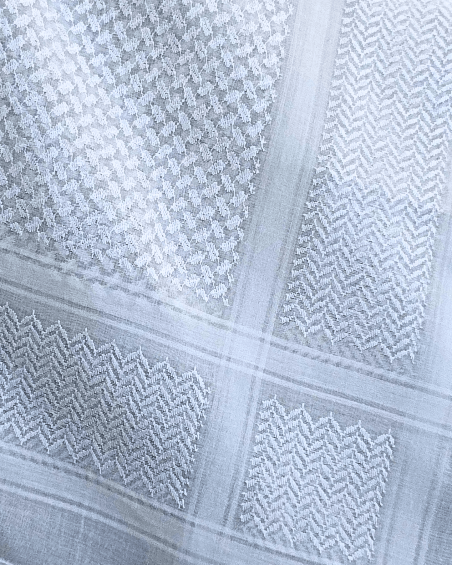 White Essential Saudi Shemagh