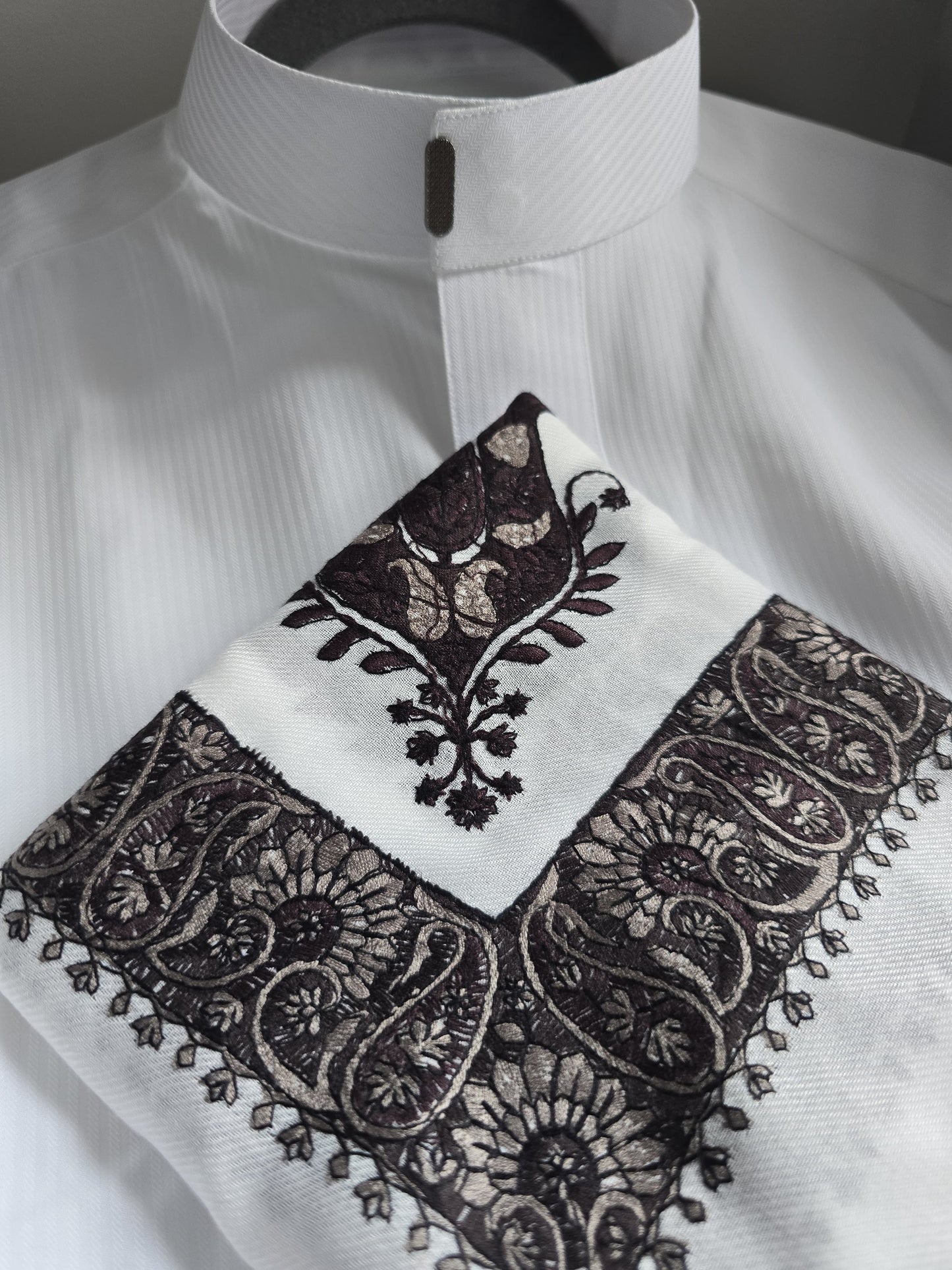 Tailored Thobes
