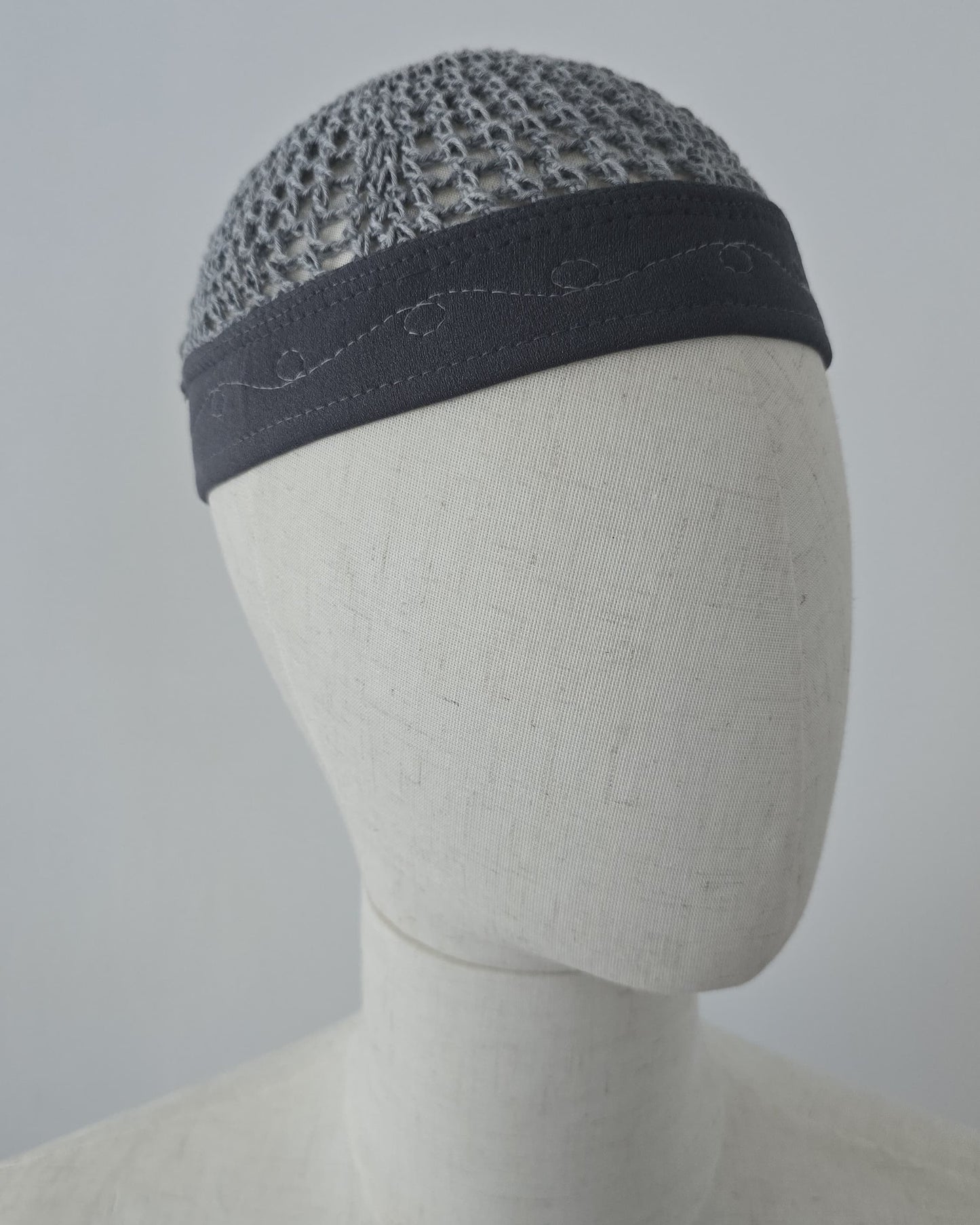 Grey | Banded Kufi