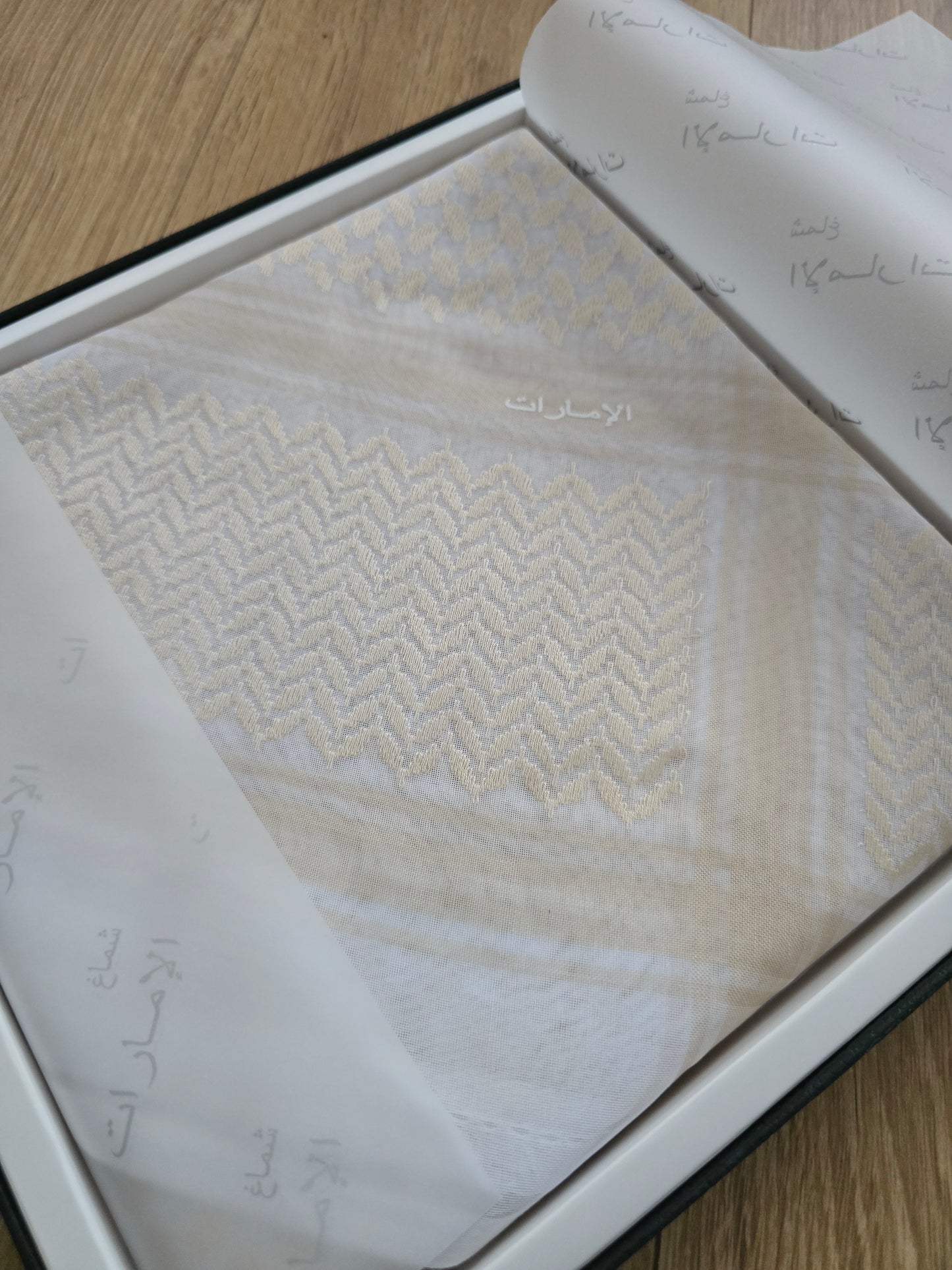 Luxury Saudi Shemagh | Metallic Beige