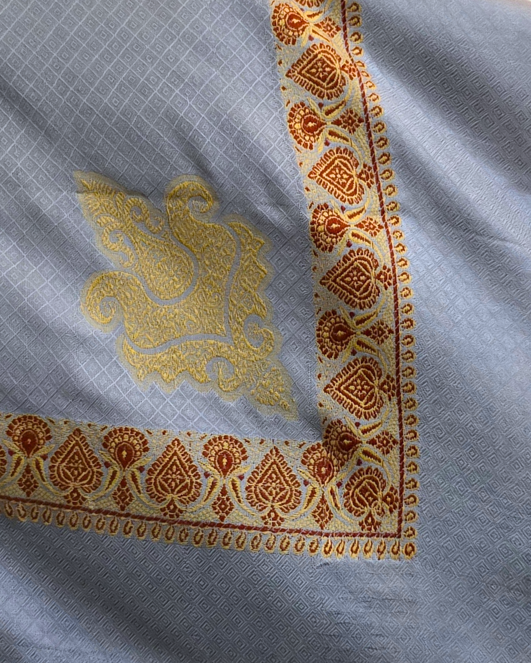 Grey Yemeni Shemagh with Red & Gold Embroidered Pattern