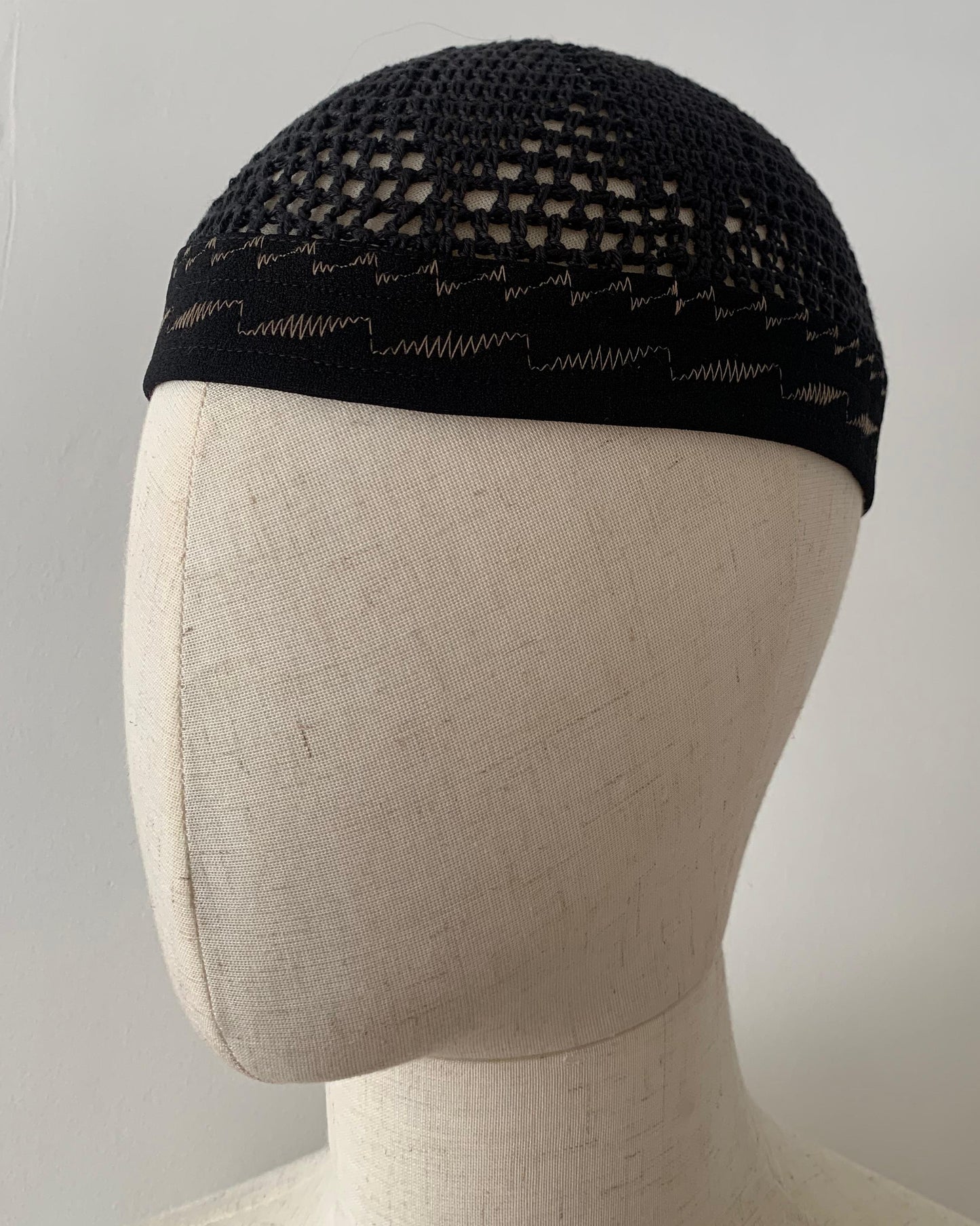 Black | Premium Banded Kufi