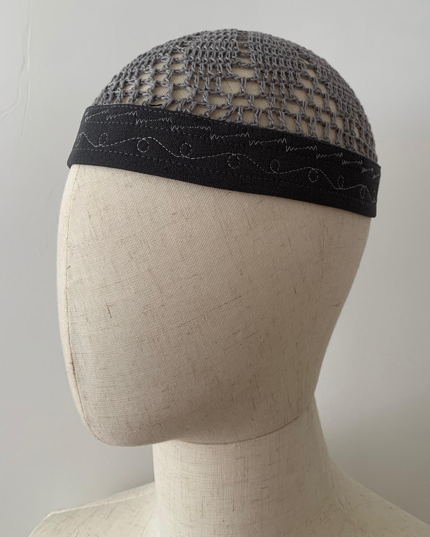 Grey | Premium Banded Kufi