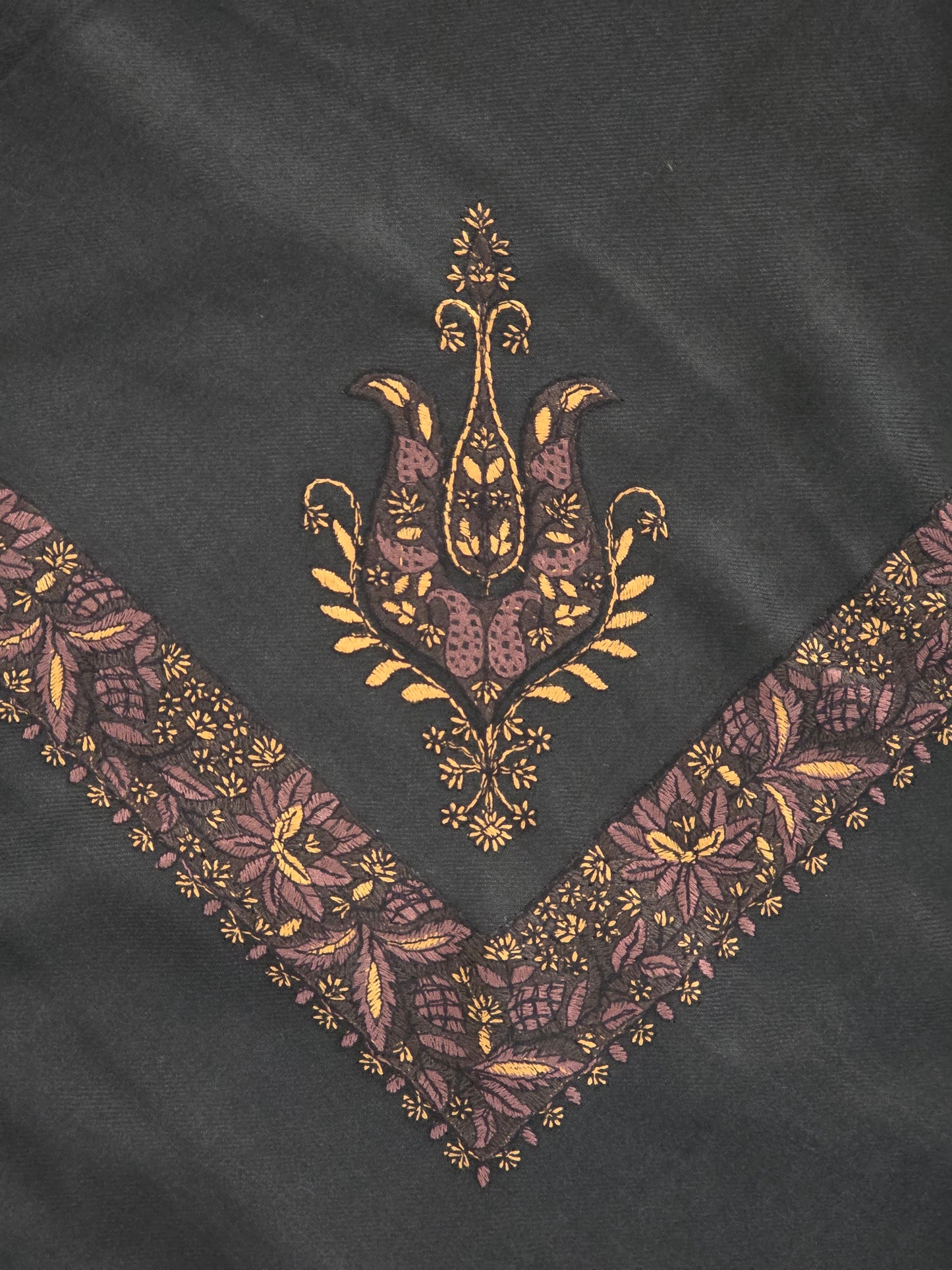 Onyx | Black Yemeni Shemagh – Metallic Embroidery