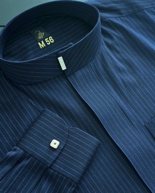 Luxury Saudi Thobe | Navy Blue with Pinstripes | English Wool