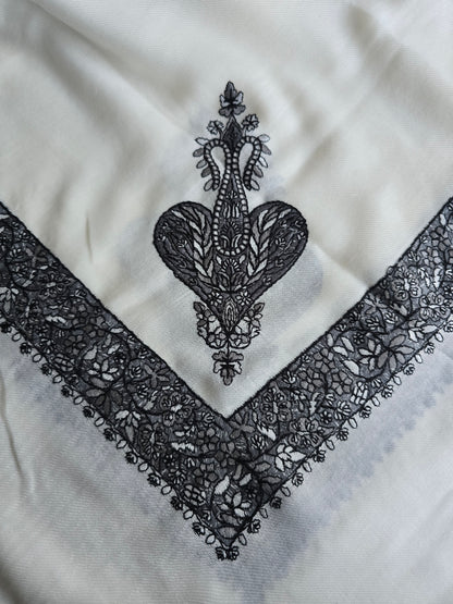 Ivory | Off White Yemeni Shemagh - Grey Embroidery